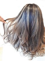 グロウズーム(grow zoom.) バレイヤージュ