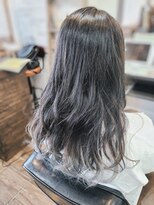 キートス ヘアーライフクリエイター(kiitos hair life creator)&nbsp;グレージュ裾カラーシルバー