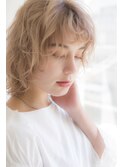 ホワイトベージュミディ【miel hair blanc】