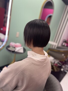 ルフレ 新宿本店1st(Reflet) ぷっつりミニボブ #新宿 #髪質改善