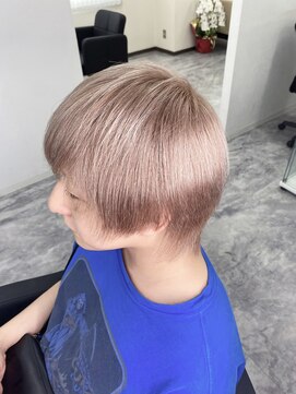 リアル(REAL) White beige×wolf cut