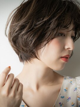 カバーヘア ブリス 志木南口駅前店(COVER HAIR bliss) ステップボーンカット黒髪マッシュショートw志木30代40代50代