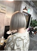 ペールグレージュ