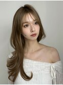 結べるレイヤーカット　サイドバング　海外風　透明感ベージュ