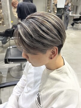 ラック(LUCK) バレイヤージュ/シルバー/メンズ/ケアブリーチ/似合わせカット