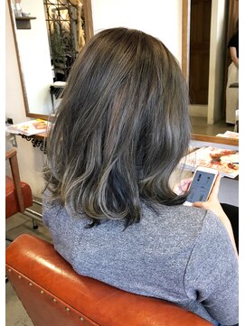 モカ ヘアーデザイン(moca HAIR DESIGN) ダークマットベージュにハイライト