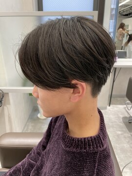 キートス(Kiitos) 【質感抜群】黄金比センターパート　バブルマッシュ