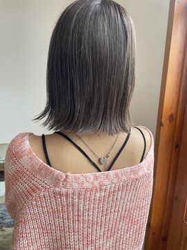 ミルヘアデザイン(mil hair design) グレージュ