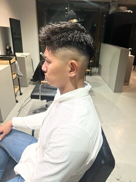 イズ(iss) [Mizuki指名限定]春向けてスキンフェード先取り！