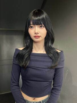 ポール(pole) 暗髪レイヤーカット