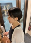 大人可愛い20代30代40代黒髪前下がりショートボブ丸みショート◎