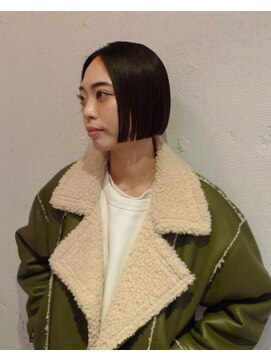 ルーム(Loom.) 黒髪ボブぱっつん前髪ボブミニボブ切りっぱなしボブ