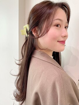 ジーナ セントラル銀座(Zina) 耳にかけても、結んでもおしゃれにきまる顔まわりカット