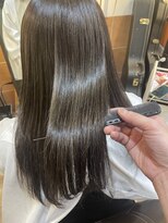 ヘアールーム(Hair Room)&nbsp;ハイライトシルバーアッシュ