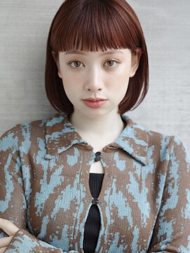 レジュアル(RESSUAL) グレージュ　大人かわいい　フェザーバング　マッシュショート