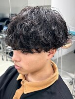 フィフス 名駅(fifth)&nbsp;再現性高い波巻きスパイラルパーマ×刈り上げマッシュ