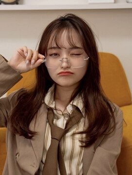 ファルベ(Farbe) ミディアムヘア/暗めカラー/グランマッシュ/デザインカラー