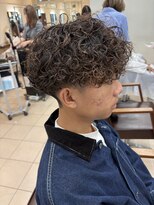 ヘア ルミナス バイ フォルテ(HAIR LUMINAS by FORTE)&nbsp;メンズ/パーマ/メンズパーマ/学割U24/韓国/プードルパーマ