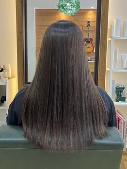 スワロー(SWALLOW)の写真/こだわりの薬剤を使用し、低ダメージで真っ直ぐなりすぎない自然なストレートに！柔らかな質感に感動＊