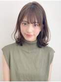 ミディアムレイヤー、外ハネボブ、グレージュ、脱白髪染め☆