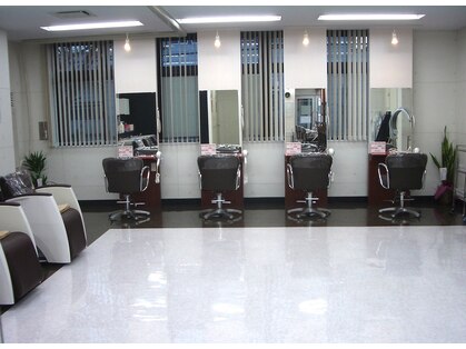 ヘアープレゼンツ 立川店(Hair Present's)の写真