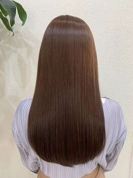 エーティーン 天満橋店(ATEEN)の写真/まるで蘇り。自身の髪質とは思えない質感と長くサラサラが続く秘密の縮毛矯正