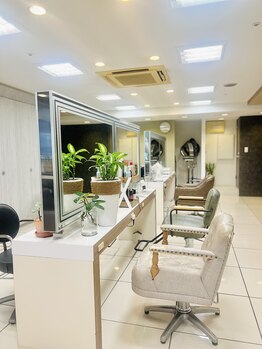 ディーエイチハルクローバー(Dh-HAL clover)の写真/【井土ヶ谷駅徒歩2分】ホスピタリティ×技術 あたたかく入りやすい雰囲気と納得の可愛さが人気☆