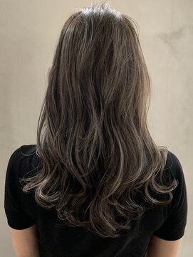 オリンテ バイ レシッド 表参道(orente by rcid) 韓国風 顔周りレイヤーロング アッシュオリーブ /ミントアッシュ