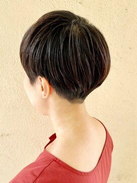 キャパジャストヘアー(CAPA just hair) 大人可愛い暗髪ベリーショート刈り上げショート