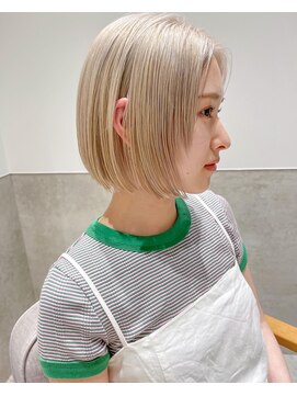 スニュウ(snuw) ミルクティベージュ/レイヤーカット/インナーカラー/ボブ