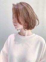 シオン(shion)&nbsp;美髪ホワイトブロンドくびれミディミディアム_ba326421