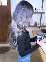 ブレイズヘアー(BLAZEhair) 【ハイトーン好き必見】ホワイトシャドールーツ×ブリーチ2回