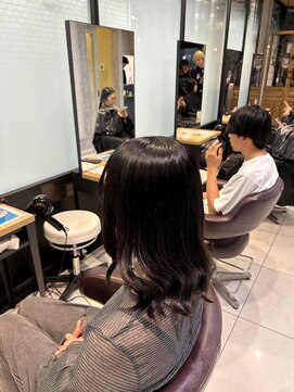 イコール バイ プロデュース 町田駅前店(equal by Produce) 髪質改善メルティカラー