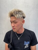 ルースト 西院店(ROOST)&nbsp;ツイストホワイトジェットモヒカン