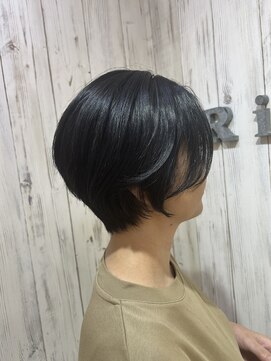 オリバー 諫早店(ORiVER) ブルーブラック／ショートボブ