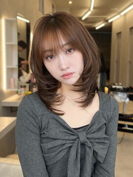 オムニス 表参道(Omnis) ザクザクミディアムレイヤーハッシュカット表参道ワンカール