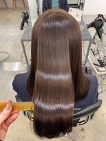 フォト 新宿(foto)&nbsp;縮毛矯正/似合わせカット/ミディアムレイヤーカット/新宿