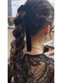 アグ ヘアー アララト 長崎銅座町店(Agu hair Ararat) 立体感のある編みおろしに金箔やラメワックスで華やかさUp!