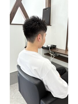 ヘアブリス アナザーワールド(hair bliss ANOTHER WORLD) メンズ刈り上げショート