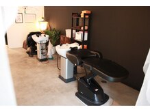 レッツ ヘアーリゾート(Ret's HAIR RESORT)の雰囲気（【フルフラットのシャンプー台は快適、極上の心地良さ！】）