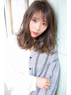 ジュール(Jule) 大人な抜け感のある小顔可愛いゆる巻きミディ◎透明感　神戸