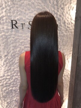 アールサロン アオヤマ(Rr SALON AOYAMA) プラチナR.HASカラー