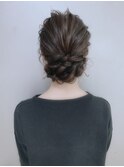 * arrange hair *