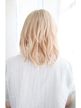 シュシュット(chouchoute) 吉祥寺/大人かわいいマッシュショートボブカーキグレージュ/039