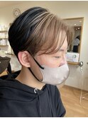 センターパート×フェイスフレーミングベージュカラー
