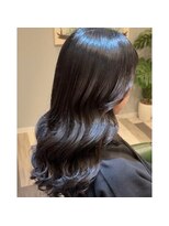 ランソ(RUNSO)&nbsp;艶髪×フェミニンロング×巻き髪×黒髪カタログ