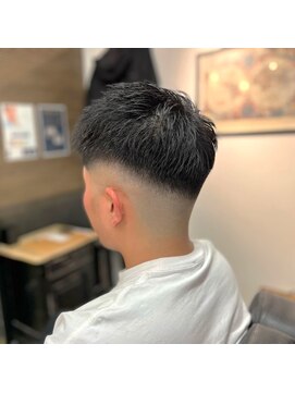 ワンワンオー バーバーショップ 博多店(@110 BARBER SHOP) ビジネスフェードスタイル