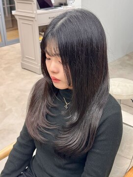 レヴィア(REVIA) レイヤーカット髪質改善トリートメント前髪カット