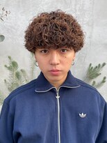プードルパーマスパイラルパーマメンズマッシュウルフ刈り上げ