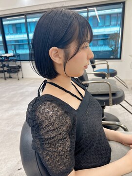 メルバイグラフ 梅田(mel by GRAFF) ショートカットxひし形ショートボブ×前髪あり20代30代40代